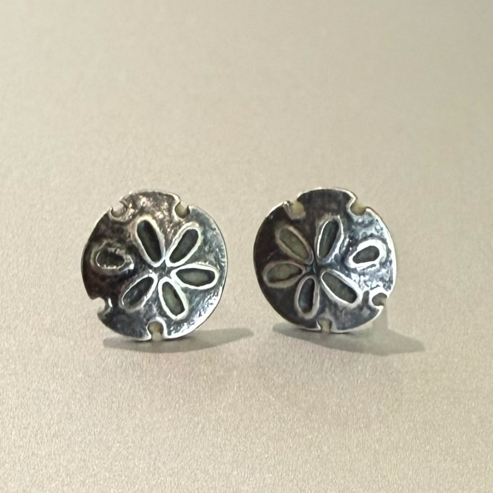 James Avery Sterling Silver  Sand Dollar Studs